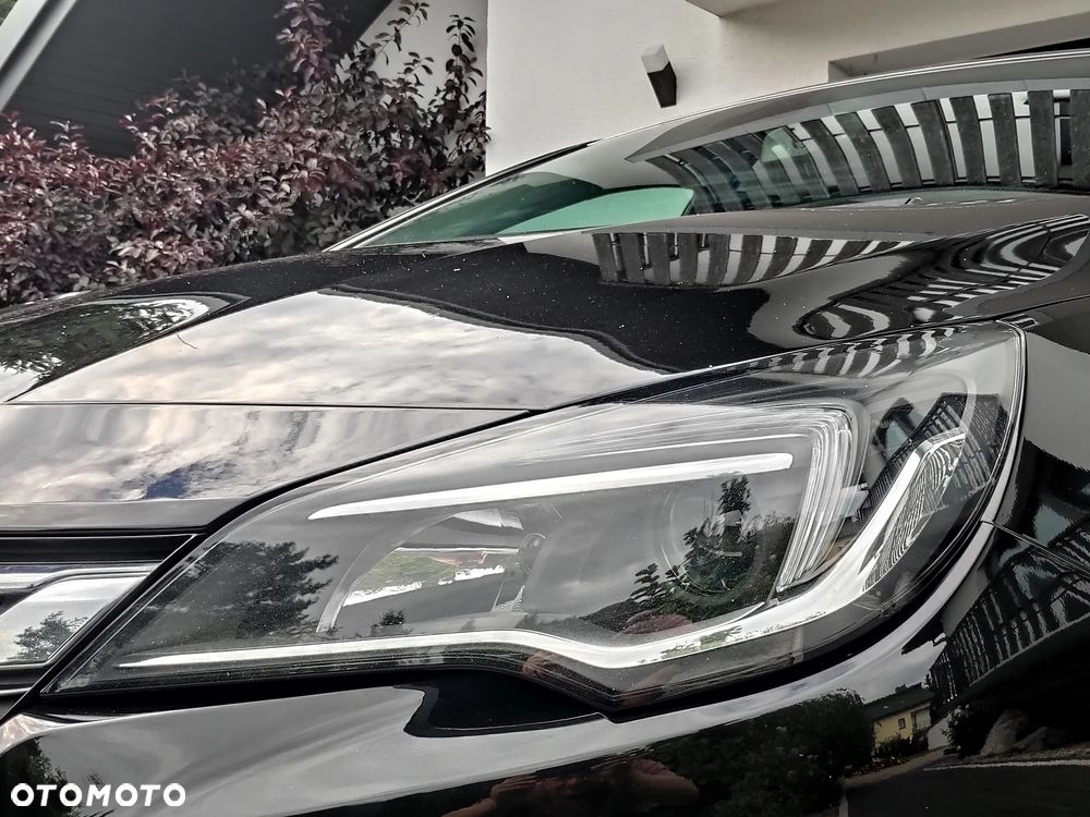 Opel Astra 1.4 T Elite - 19