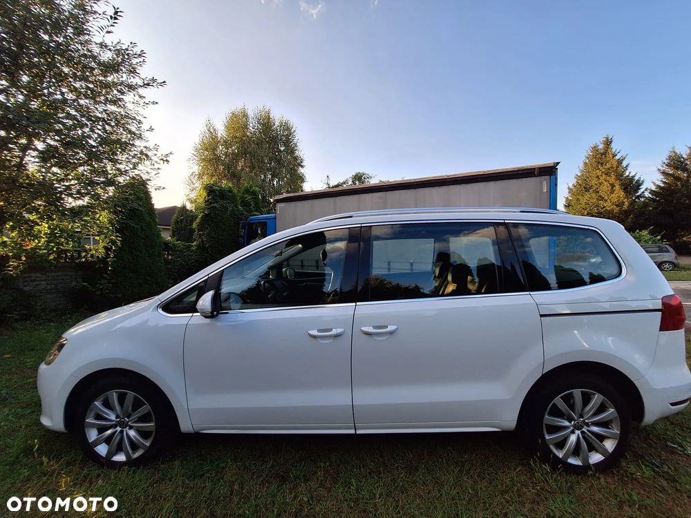 Volkswagen Sharan 2.0 TDI DSG BlueMotion Technology Highline - 9