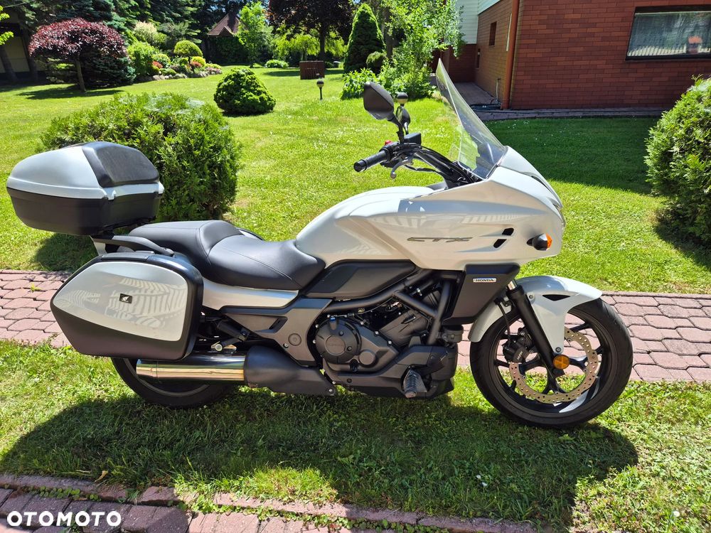 Honda CTX - 1