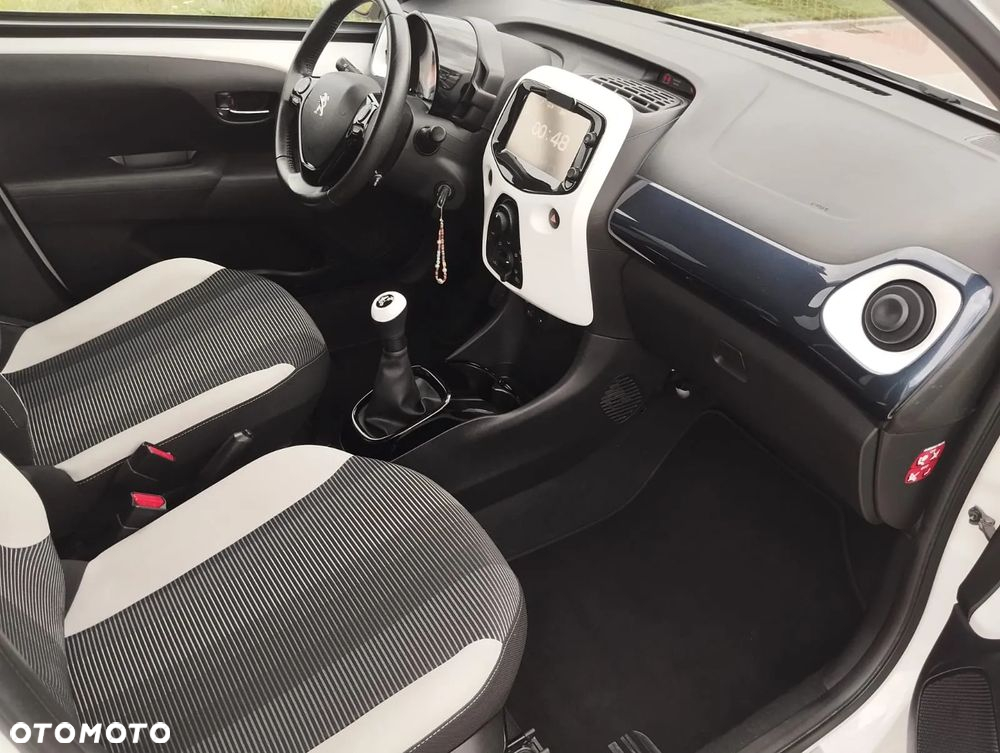 Peugeot 108 PureTech 82 Top Style - 15