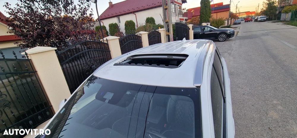 Mitsubishi Outlander 2.4 4WD Plug-In Hybrid Top - 4