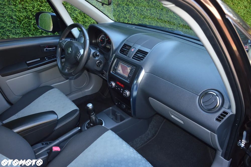 Suzuki SX4 1.6 VVT 4x2 Style - 9