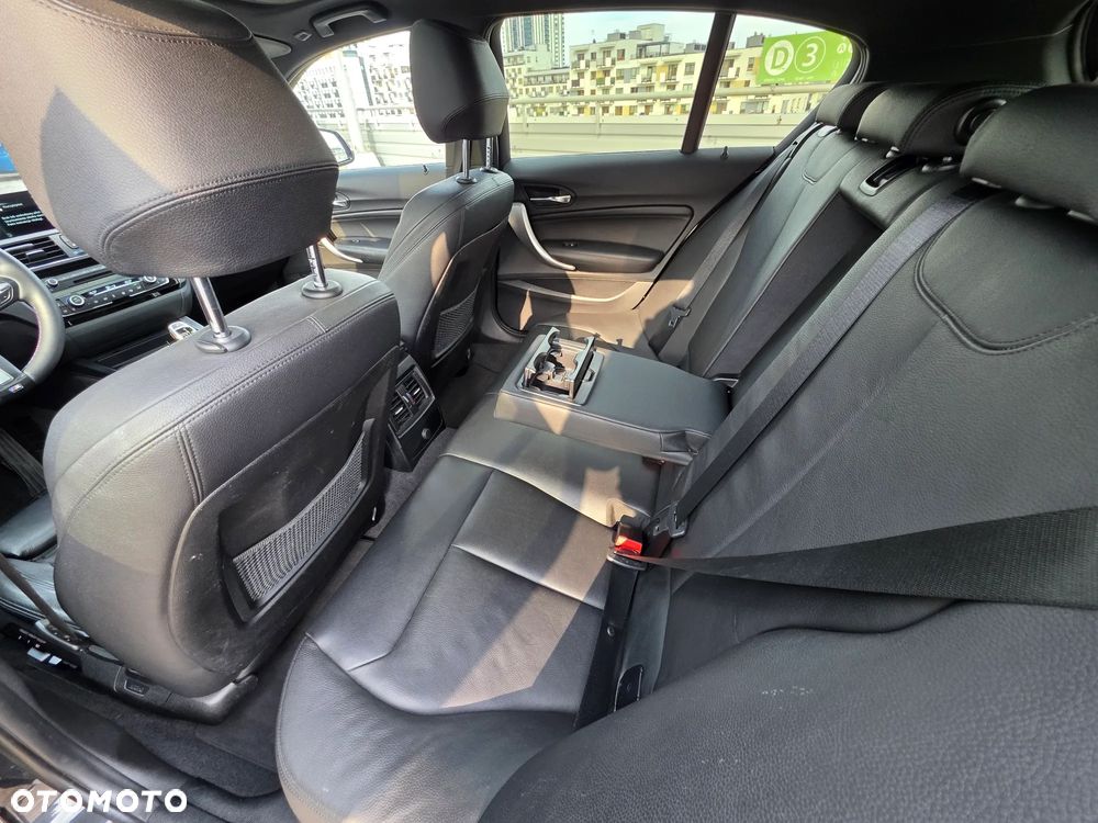 BMW Seria 1 M135i xDrive Sport-Aut - 23