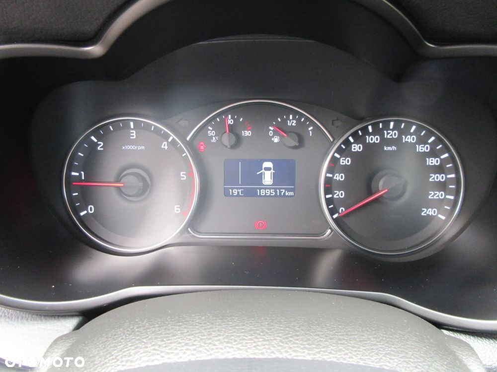 Kia Carens 1.7 CRDi Spirit - 19