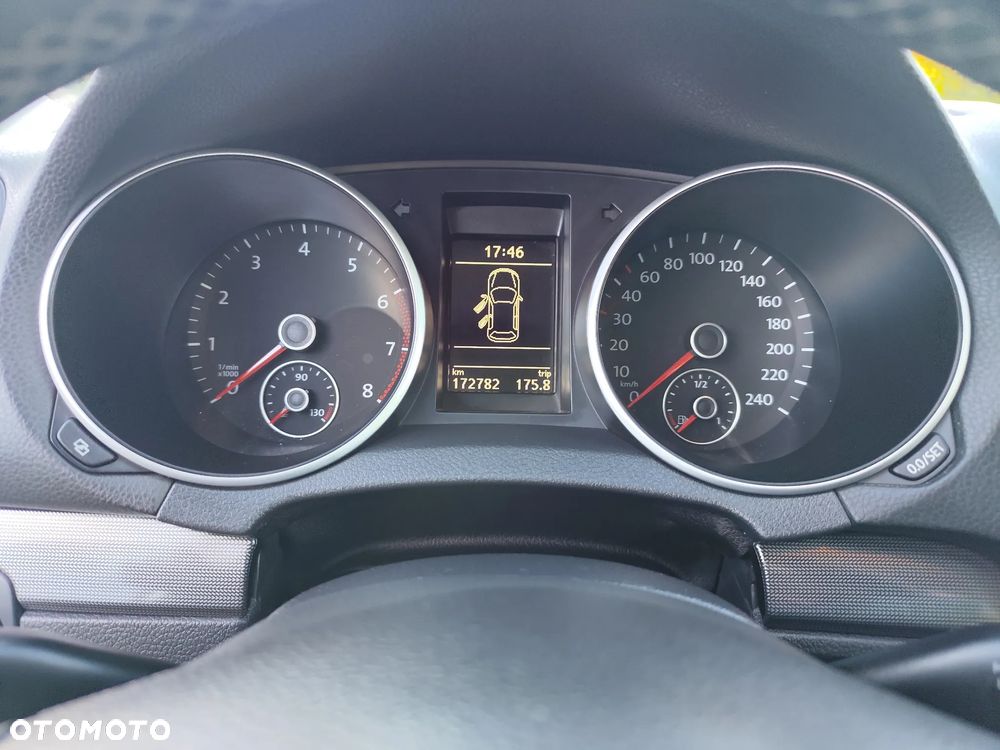 Volkswagen Golf 1.2 TSI Style - 12