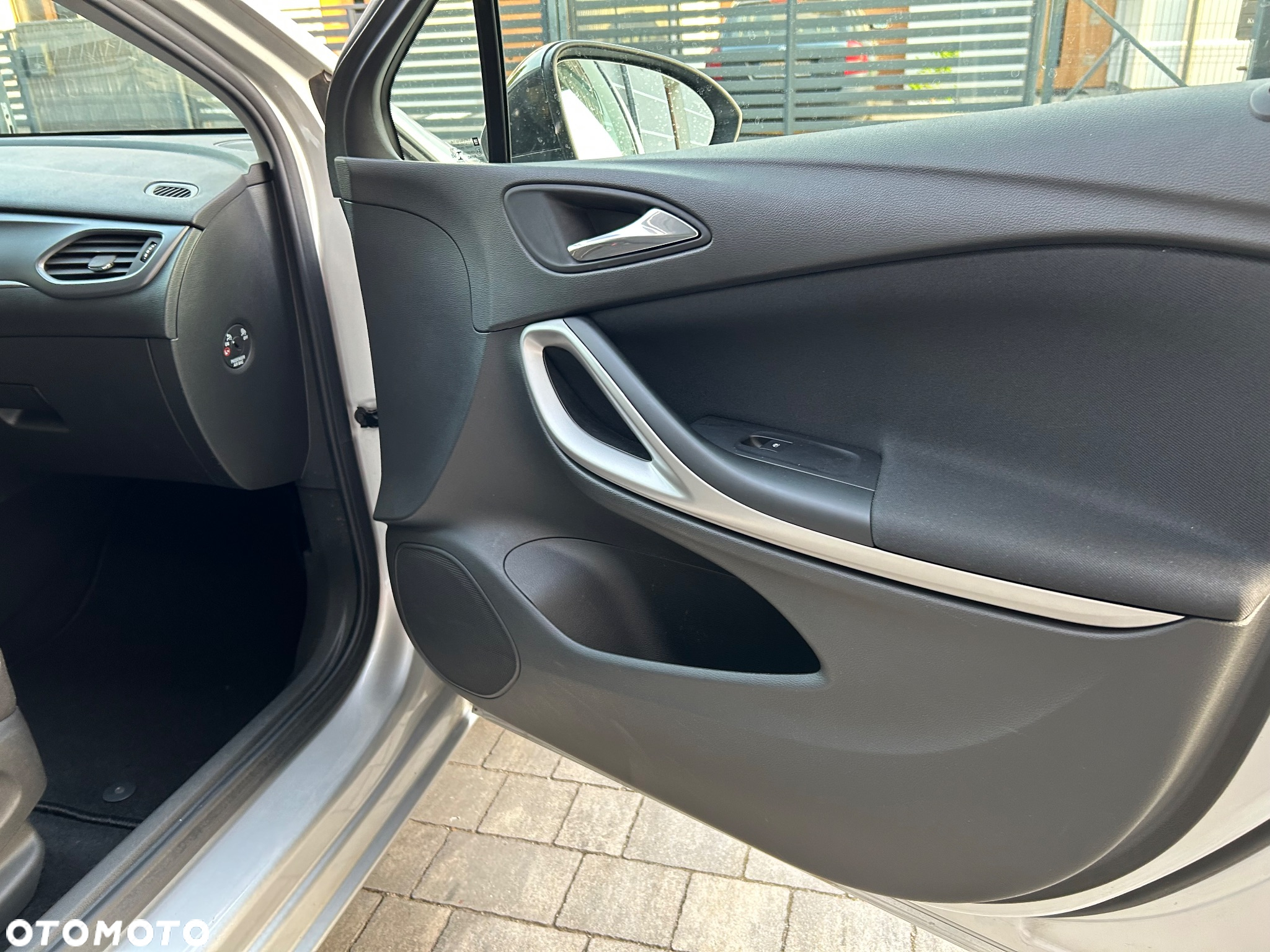 Opel Astra V 1.5 CDTI Edition S&S - 9
