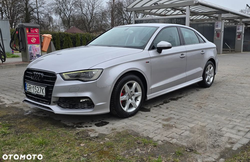 Audi A3 Sportback - 1