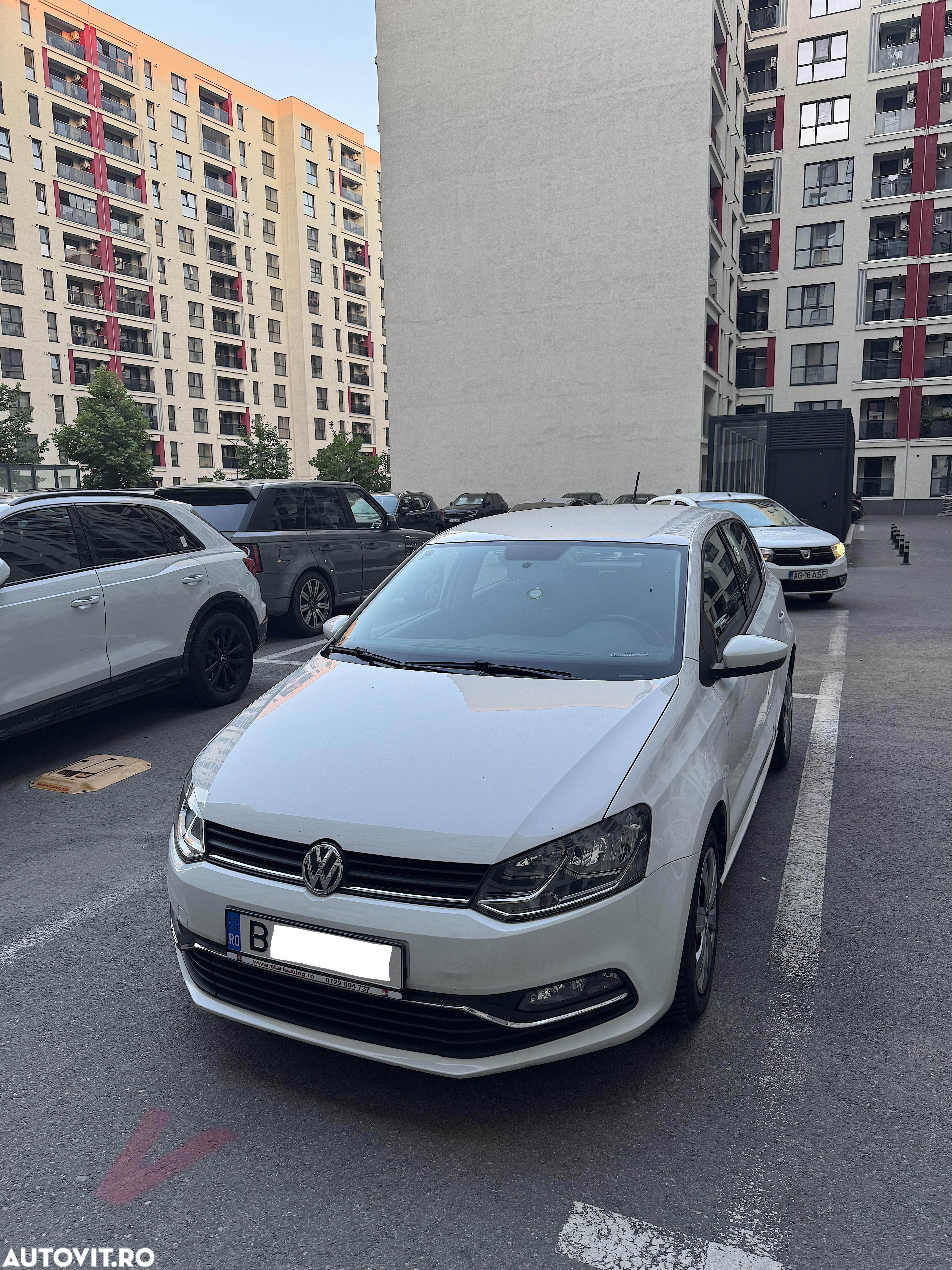 Volkswagen Polo - 2