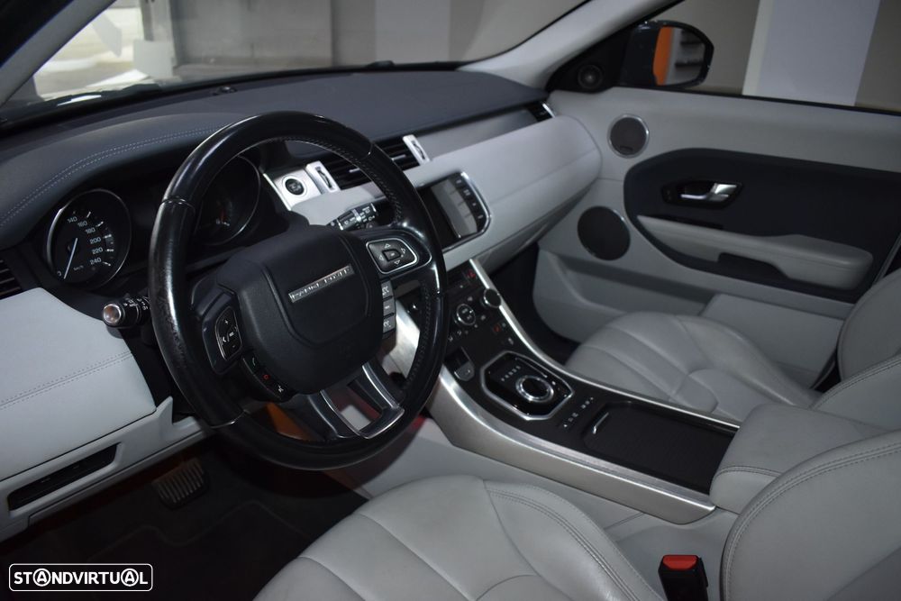 Land Rover Range Rover Evoque 2.2 TD4 Prestige Auto - 25