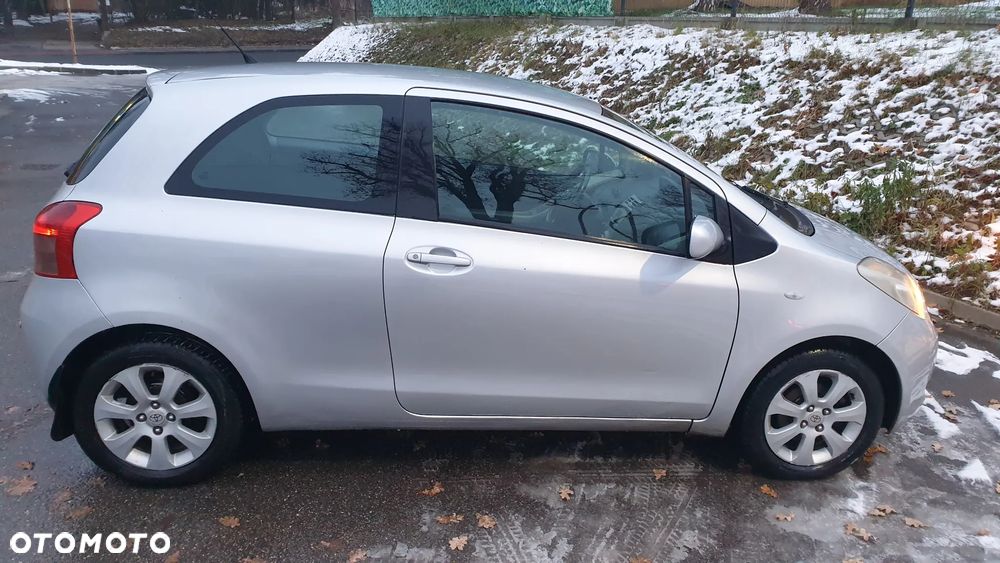 Toyota Yaris 1.4 D-4D Luna A/C - 7