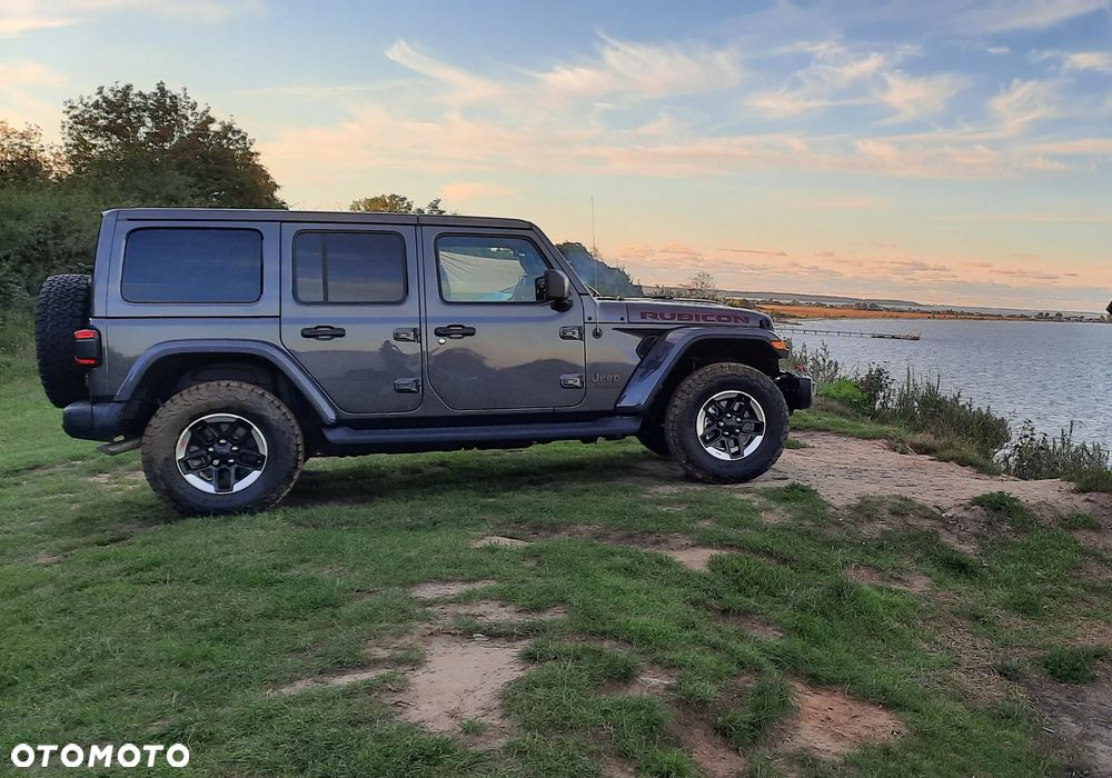 Jeep Wrangler - 2
