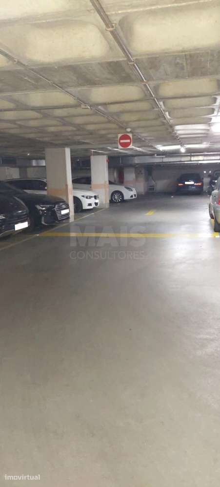 Lugar de Garagem - Entrecampos - Grande imagem: 2/9