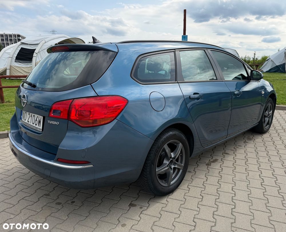 Opel Astra 1.4 T Enjoy - 4