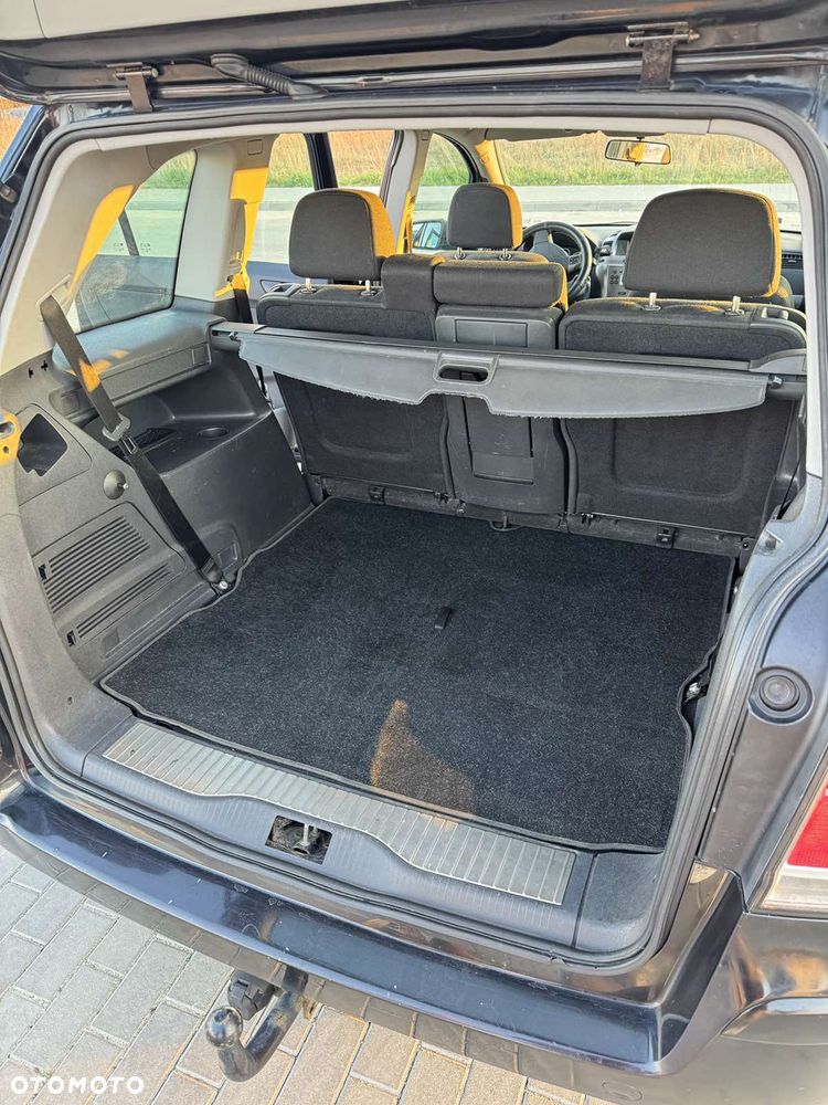Opel Zafira 1.9 CDTI Enjoy - 10