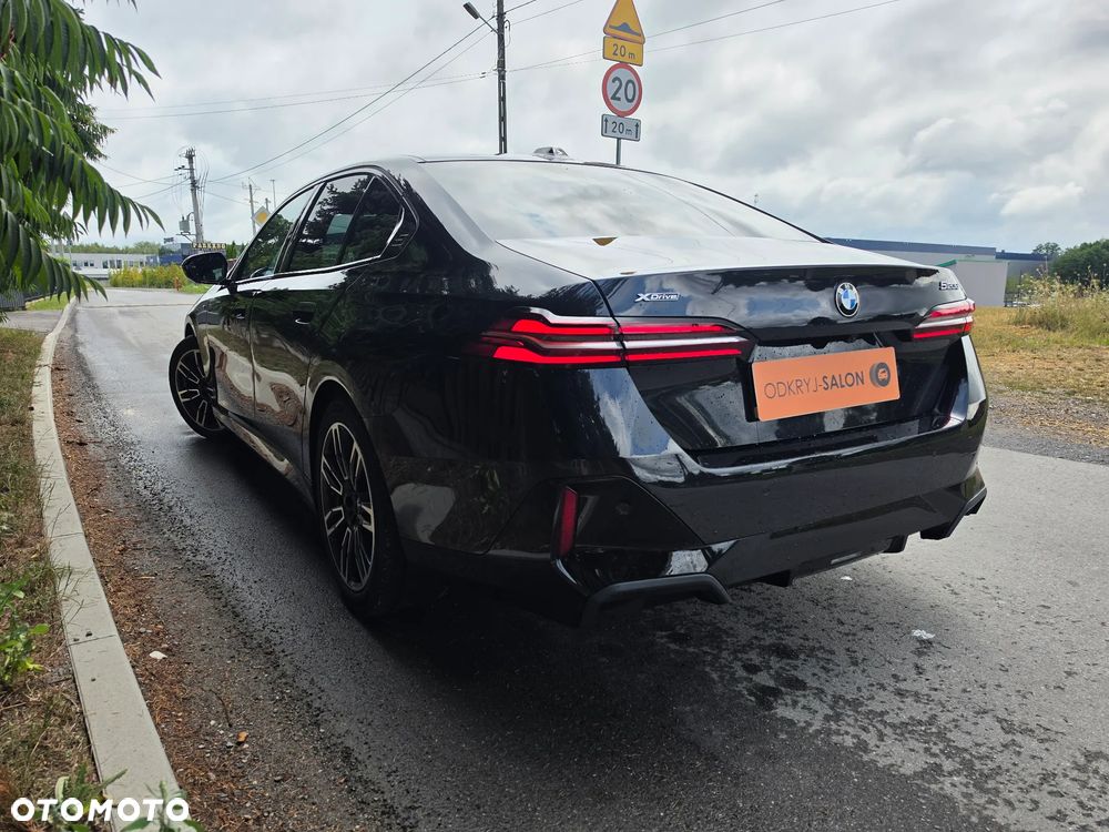 BMW Seria 5 520d mHEV M Sport - 8