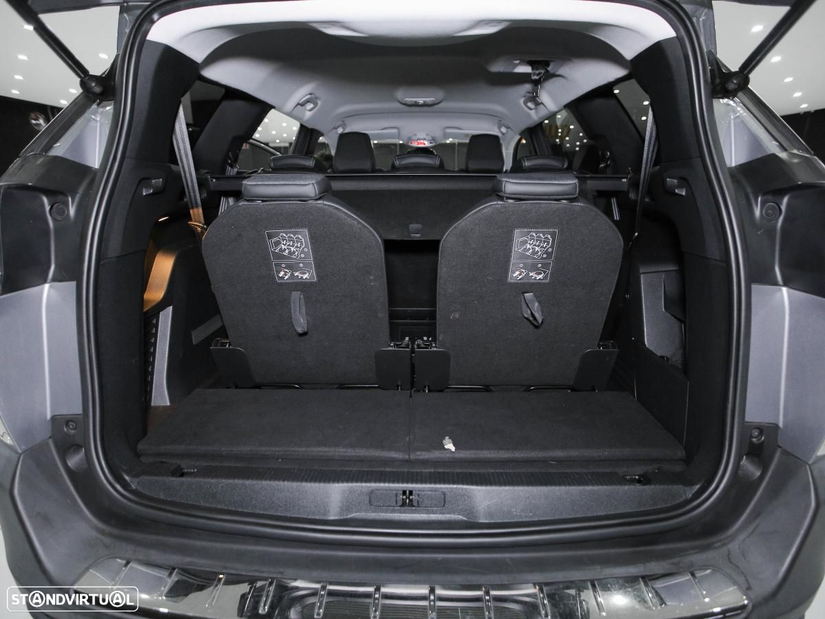Peugeot 5008 1.5 BlueHDi Allure EAT8 - 12