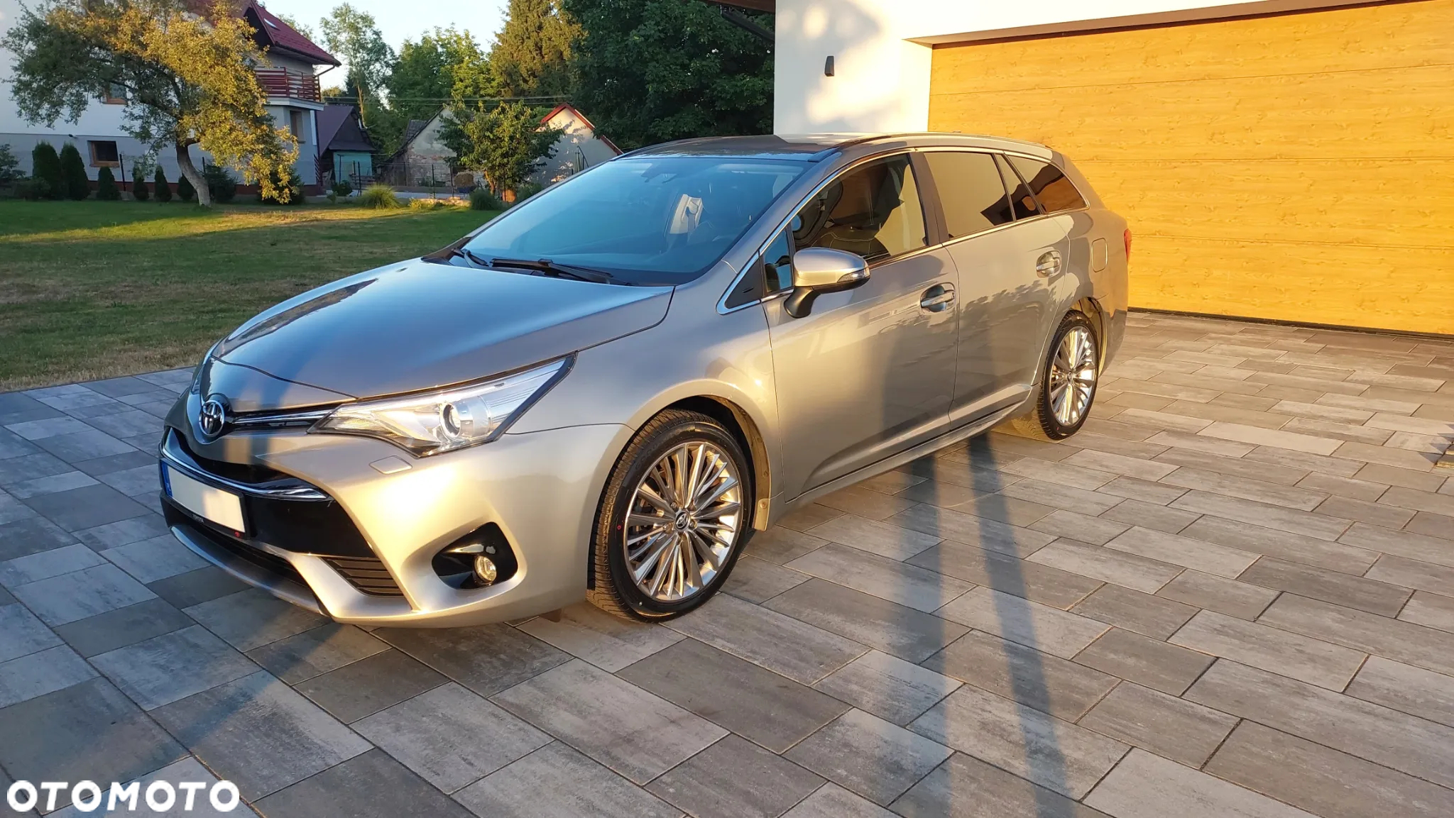 Toyota Avensis - 3