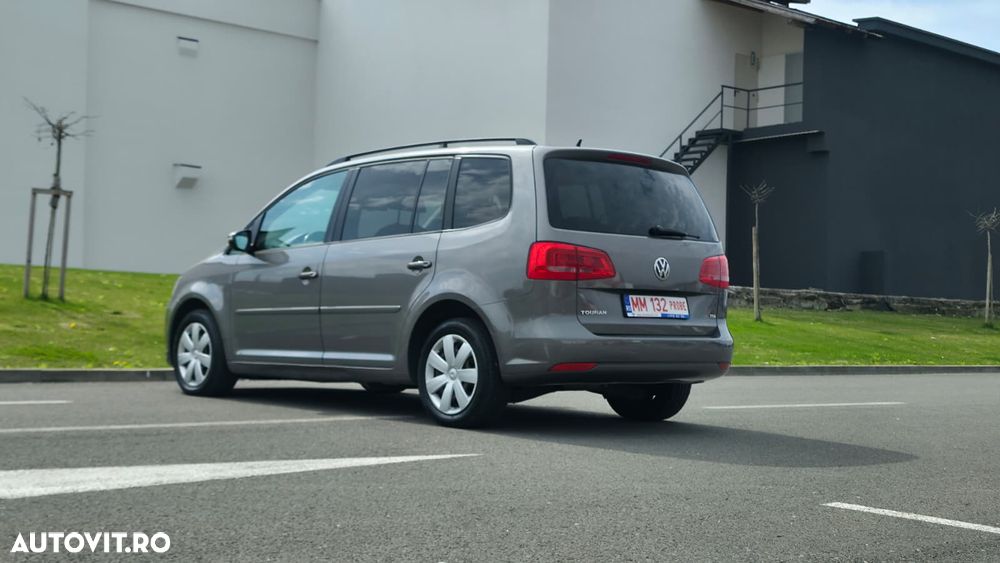 Volkswagen Touran 1.6 TDI DPF Highline - 29
