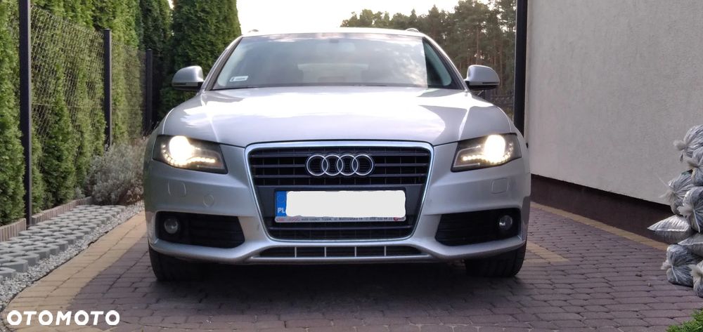 Audi A4 Avant 2.0 TDI - 25