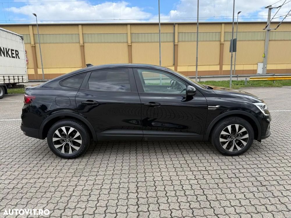 Renault Arkana E-TECH 145 Evolution - 3