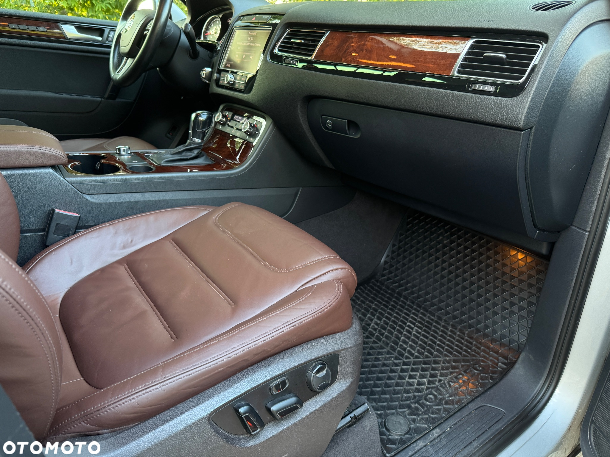 Volkswagen Touareg 3.0 V6 TDI 4XMot BMT - 11