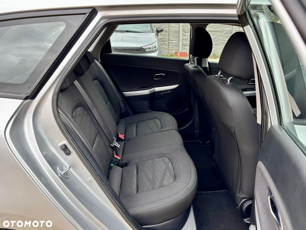Kia Ceed 1.4 CRDi M - 22