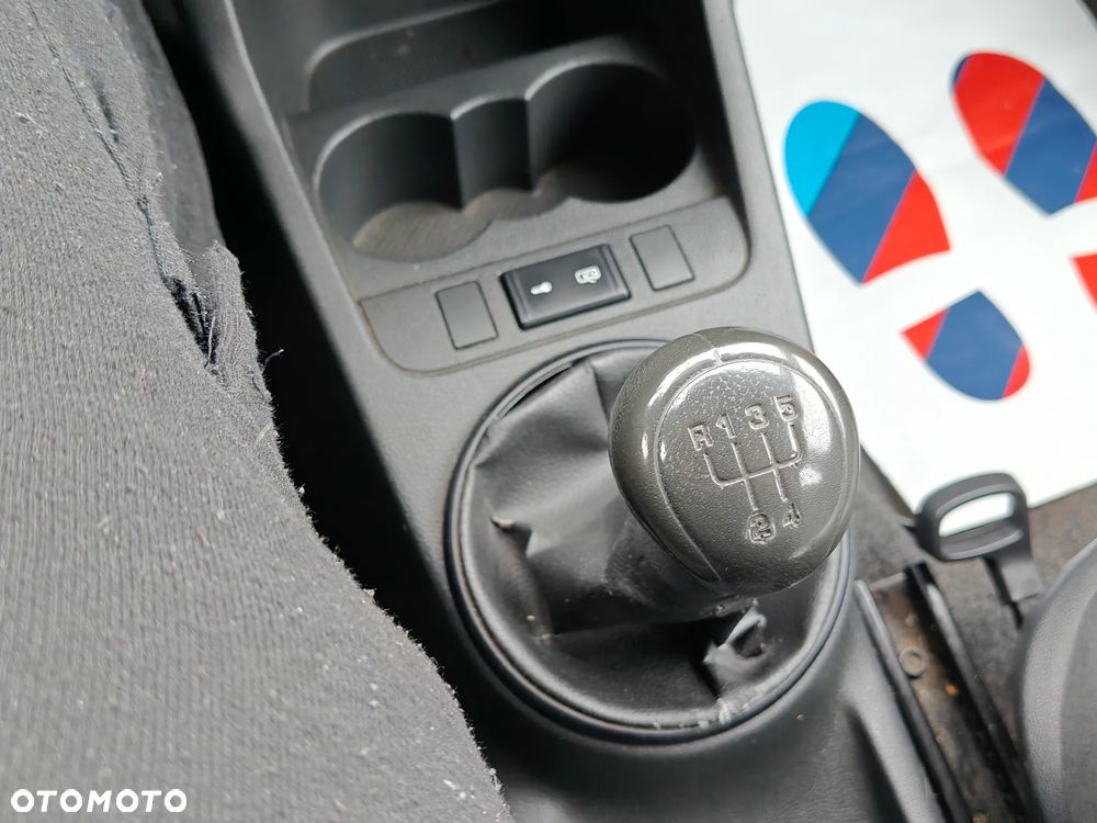 Skoda Fabia 1.4 16V Style - 24