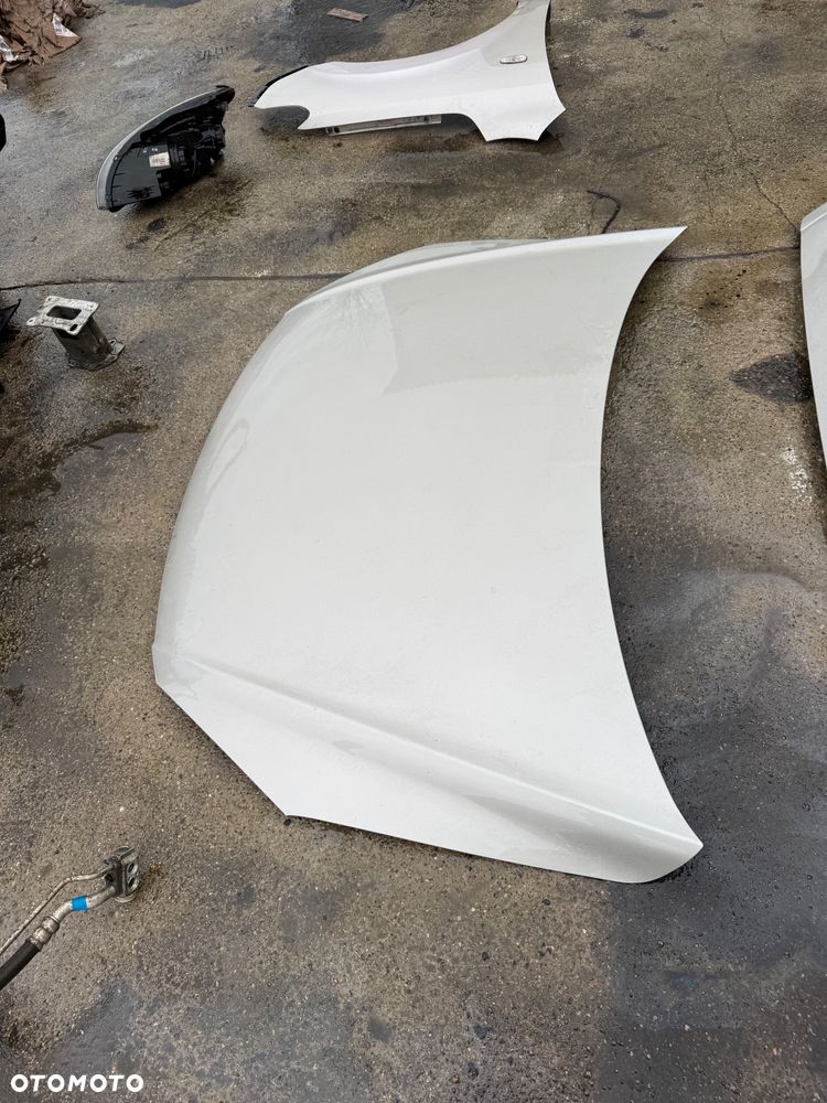 Hyundai i30 kod lakieru QU hatchback błotnik prawy lewy przedni przód drzwi prawe lewe przednie tylne srebrne szare lampa prawa lewa przednia przód soczewka maska pas przedni wąż klimy klapa tył tylnia klapa bagażnika lampy tylnie belka tył zderzak tył tylni - 9
