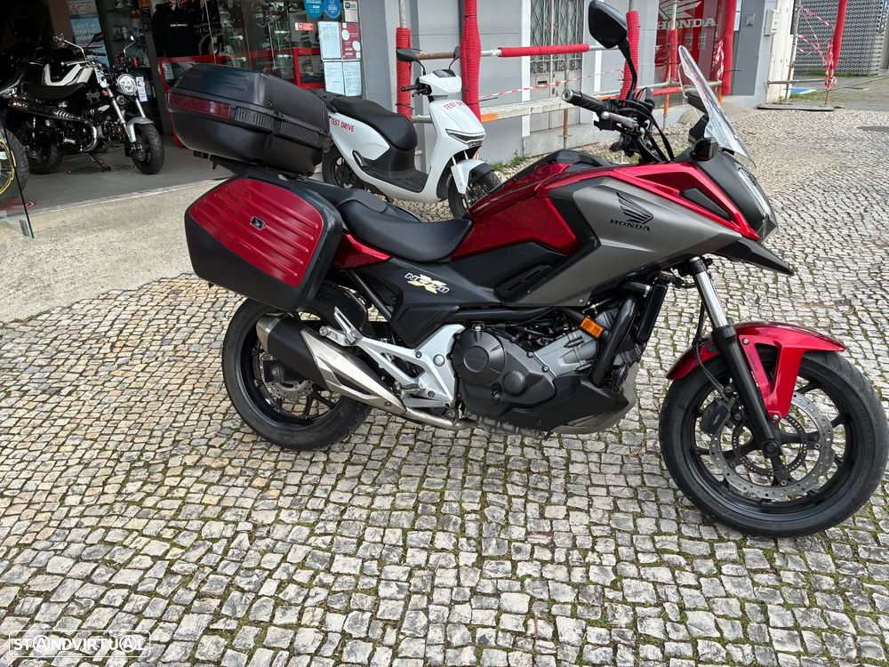 Honda NC750X - 4