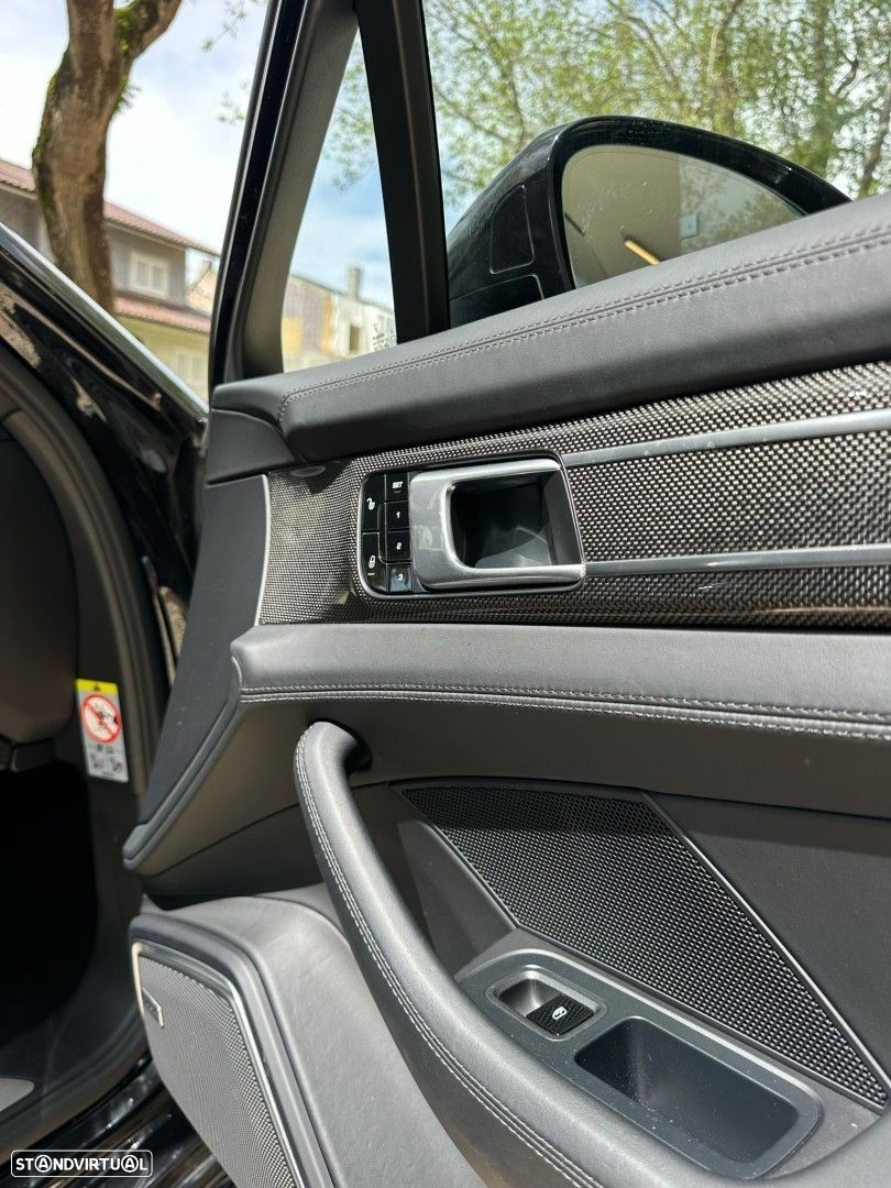 Porsche Panamera Sport Turismo 4 E-Hybrid - 21