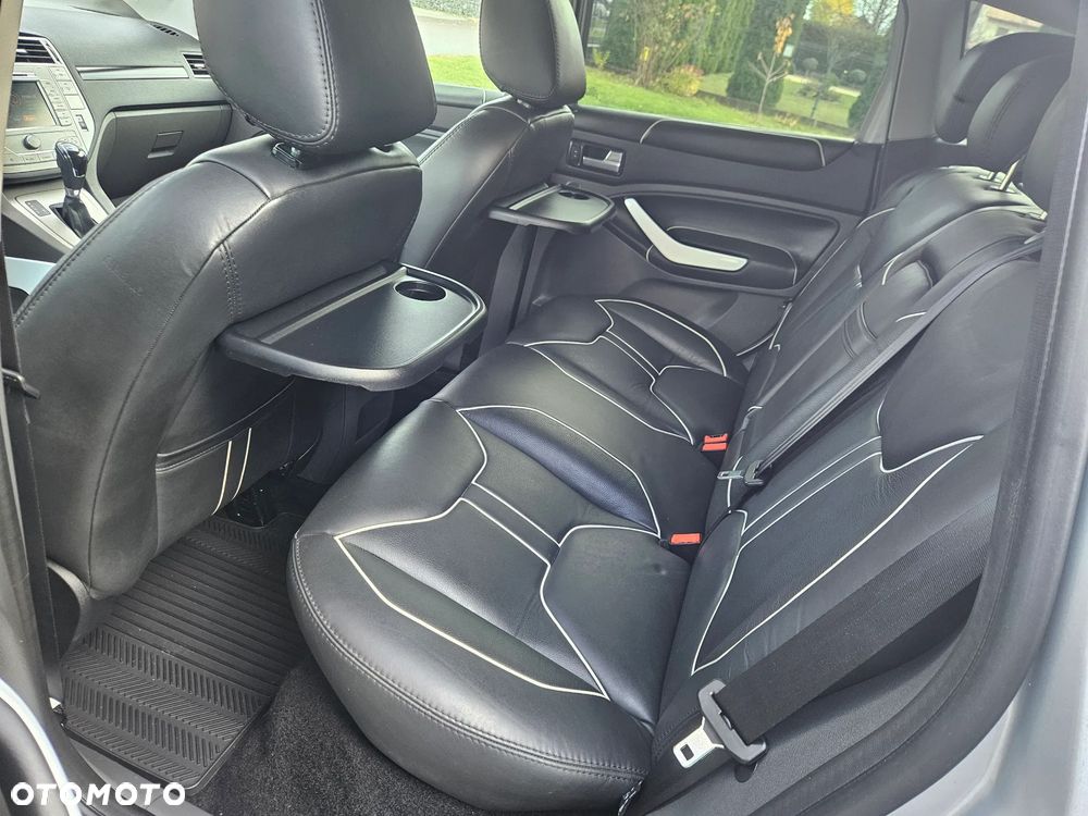Ford Kuga - 7
