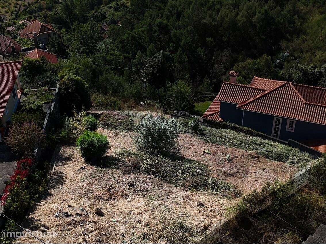 Terreno na levada da serra - Rochão (Achadinha) Camacha - Grande imagem: 2/15