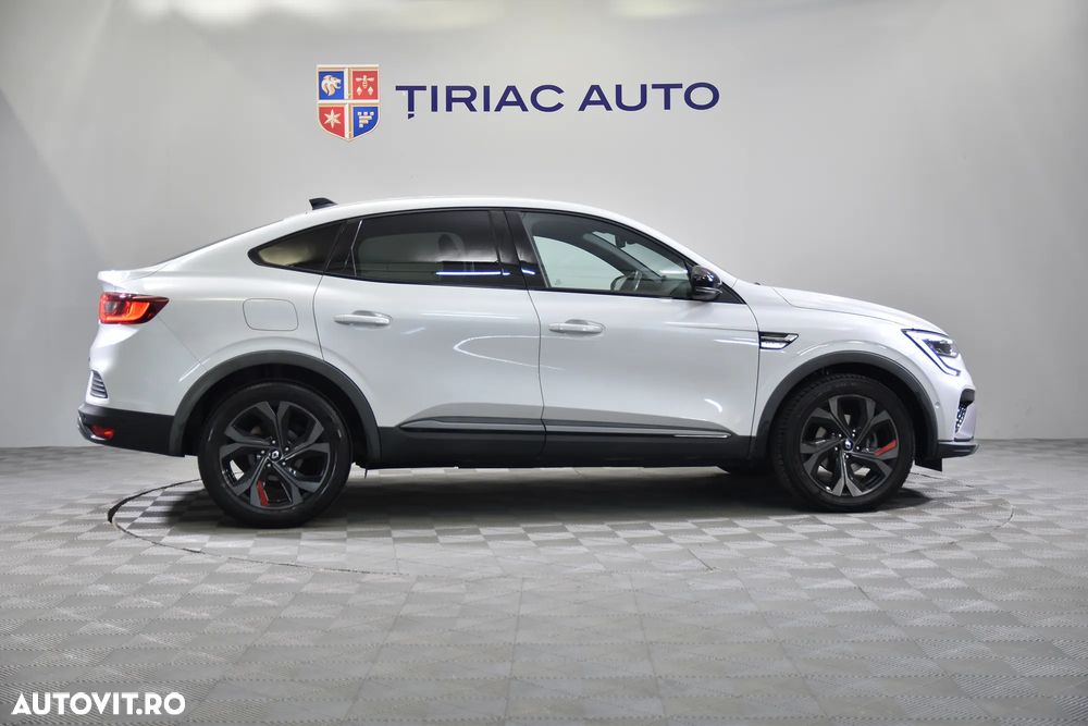 Renault Arkana E-TECH 145 R.S.LINE - 6