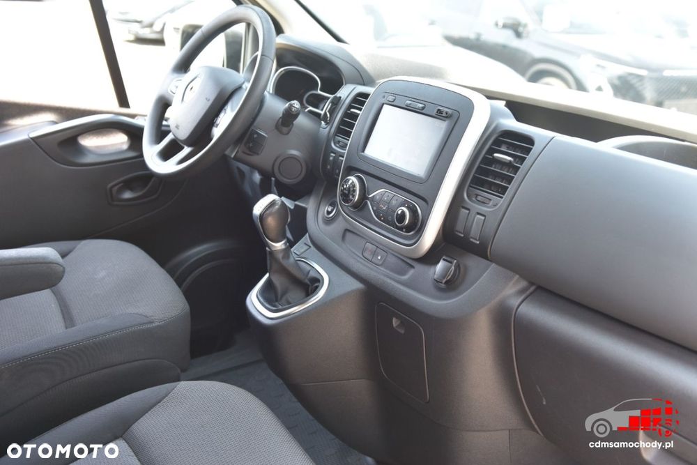 Renault Trafic - 22