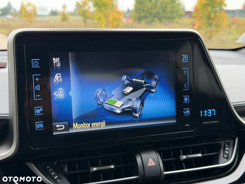 Toyota C-HR - 26