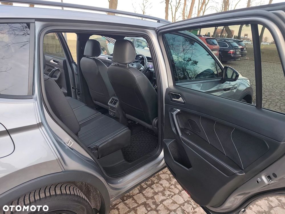 Volkswagen Tiguan - 23