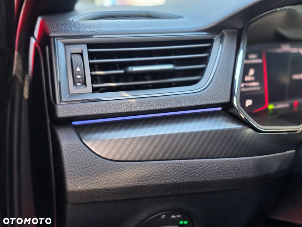 Skoda Superb 1.5 TSI Sportline DSG - 22