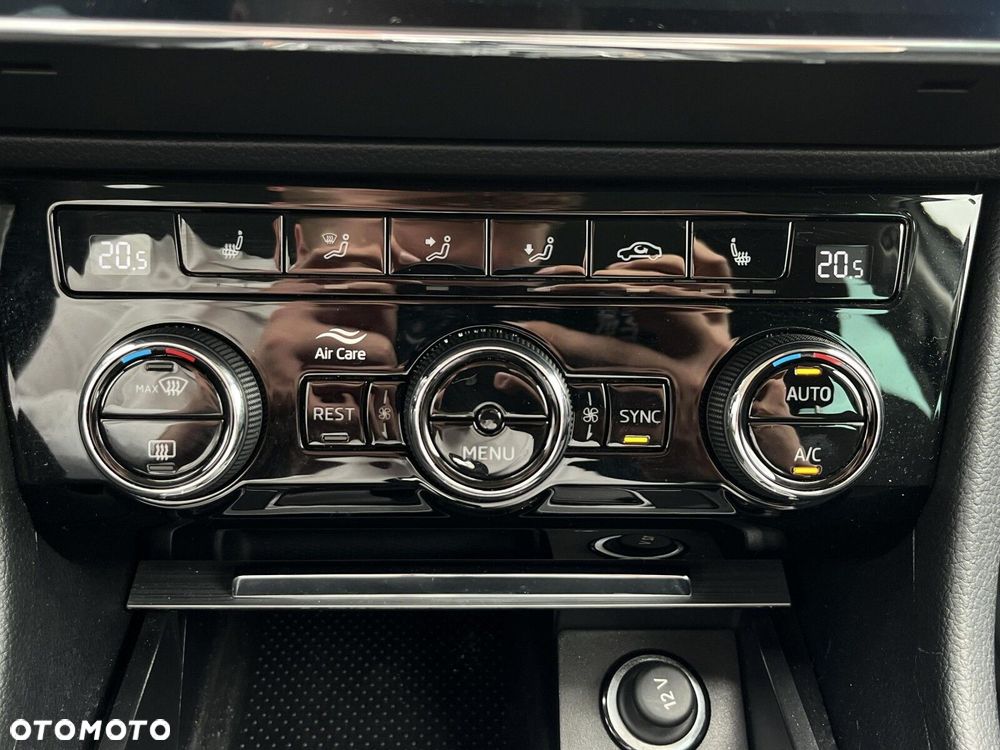 Skoda Superb 1.5 TSI Ambition DSG - 23