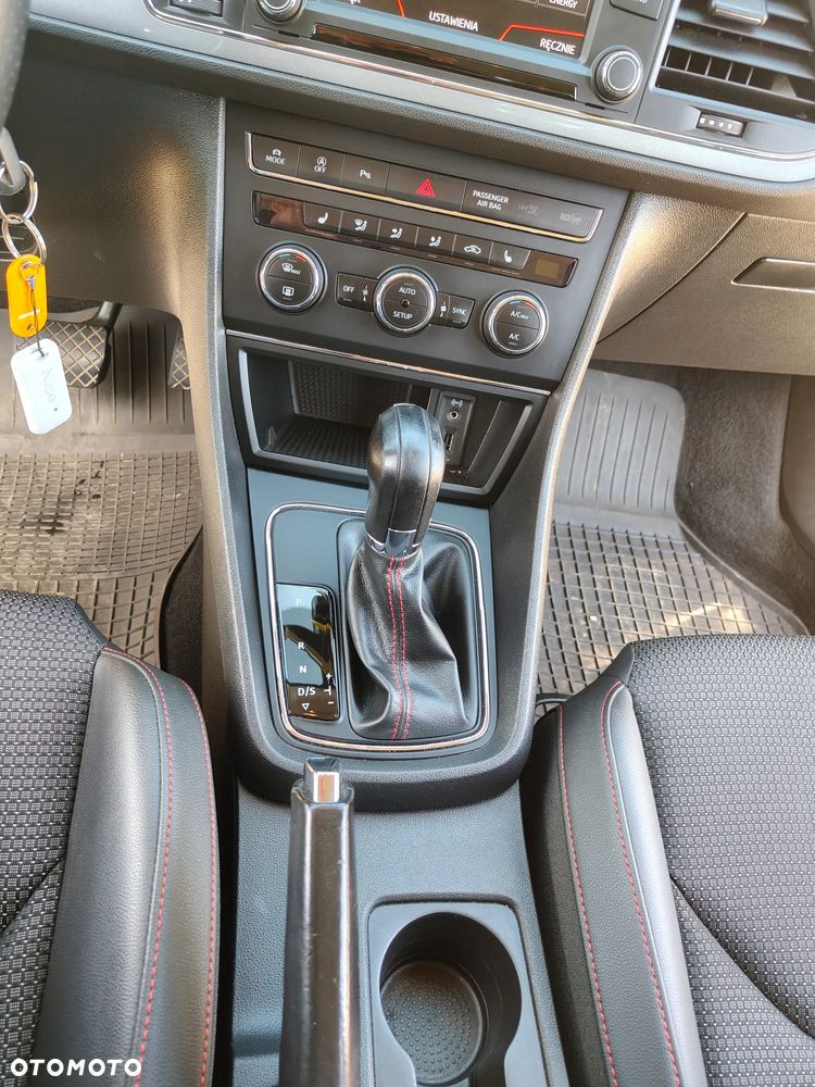 Seat Leon 2.0 TDI FR Black S&S DSG - 17