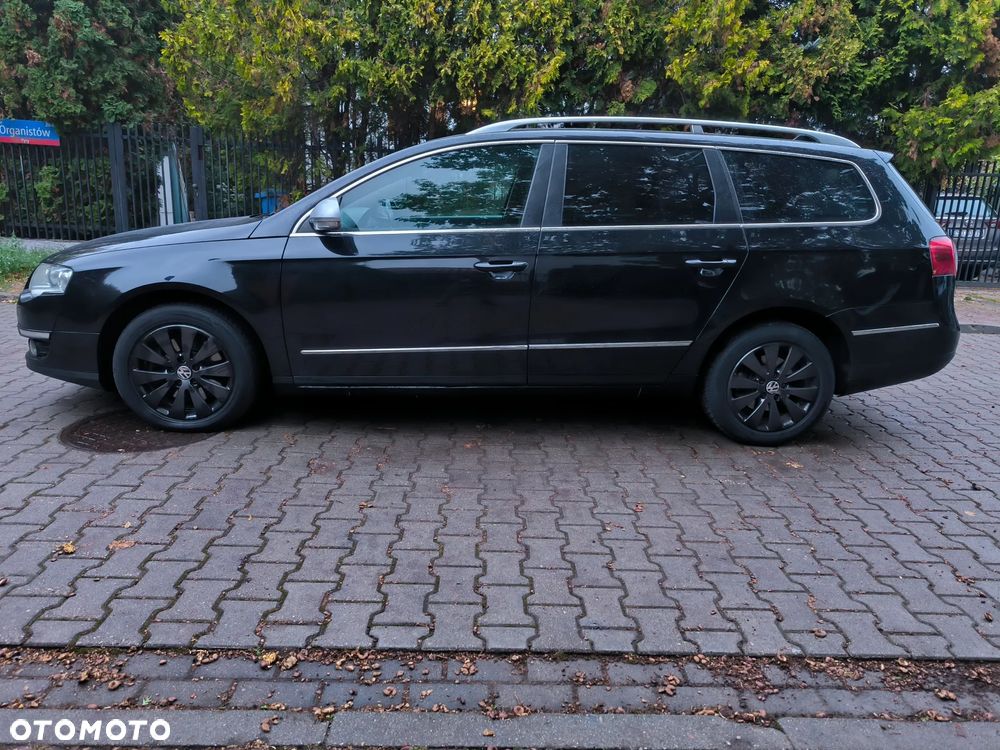 Volkswagen Passat - 30
