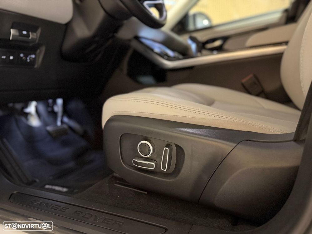 Land Rover Range Rover Evoque P300e S - 26