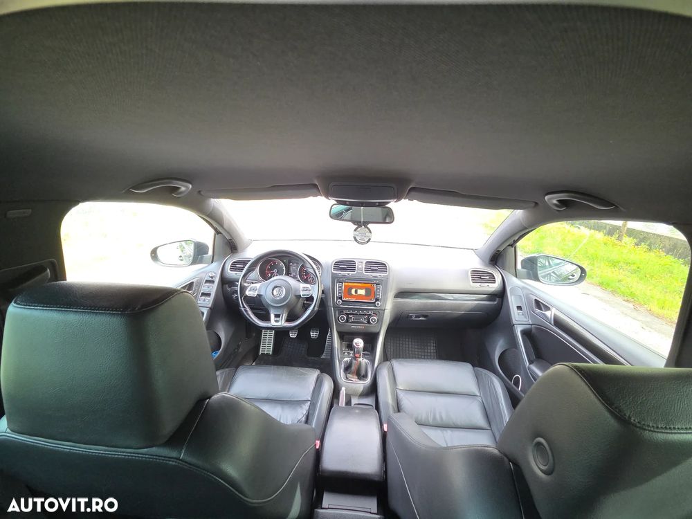 Volkswagen Golf 2.0 GTI - 17
