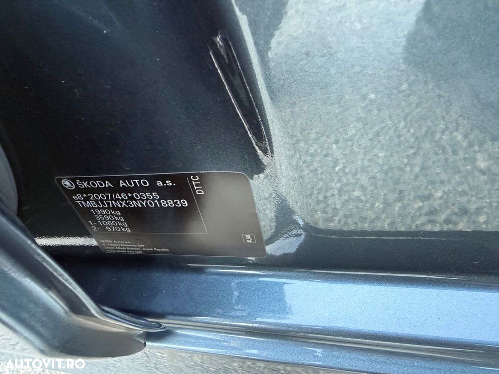 Skoda Octavia 2.0 TDI DSG Ambition - 26