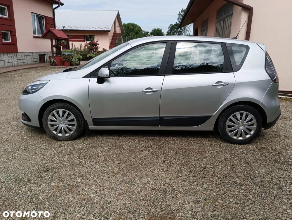 Renault Scenic 1.5 dCi Authentique - 4