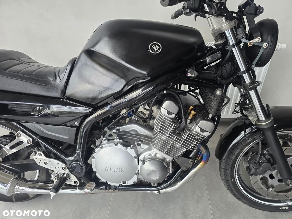 Yamaha XJ - 26