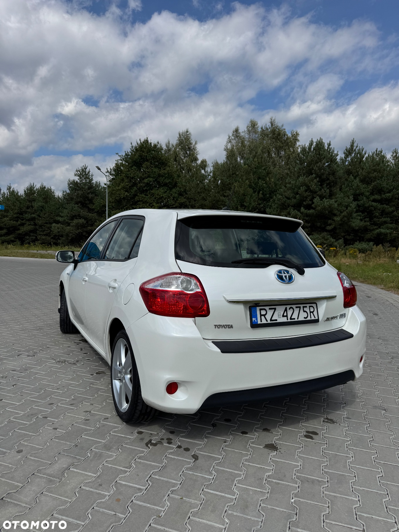 Toyota Auris 1.8 HSD Luna - 2