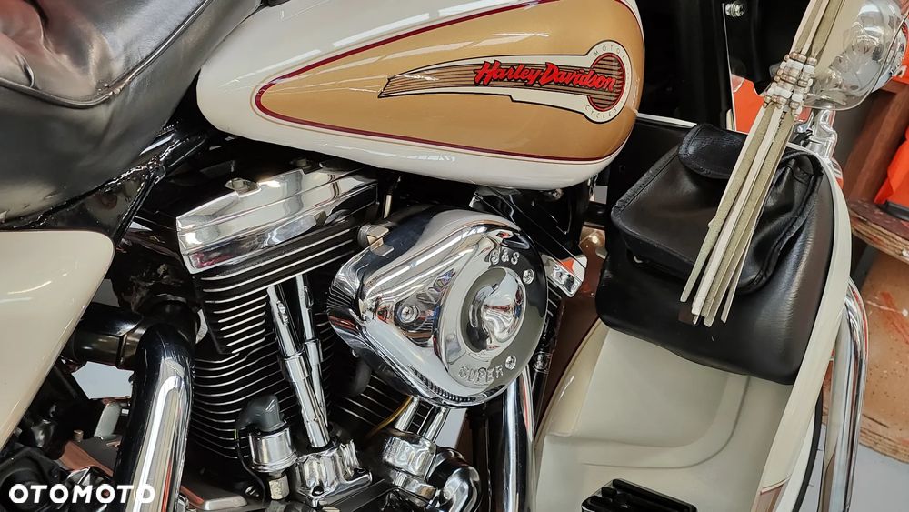 Harley-Davidson FLH Electra Glide - 15