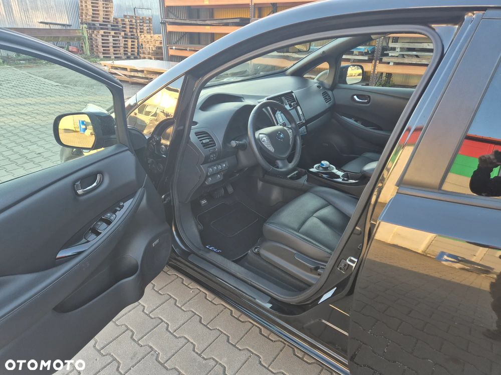 Nissan Leaf 30kWh Tekna - 17