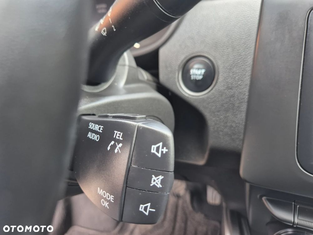 Dacia Duster 1.6 SCe Connected by Orange - 37