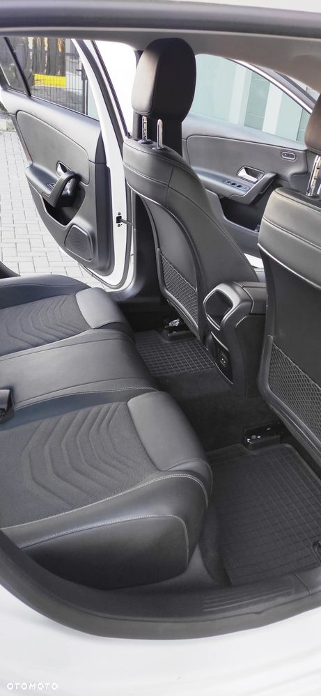 Mercedes-Benz Klasa A 180 d 8G-DCT Edition 2020 - 22
